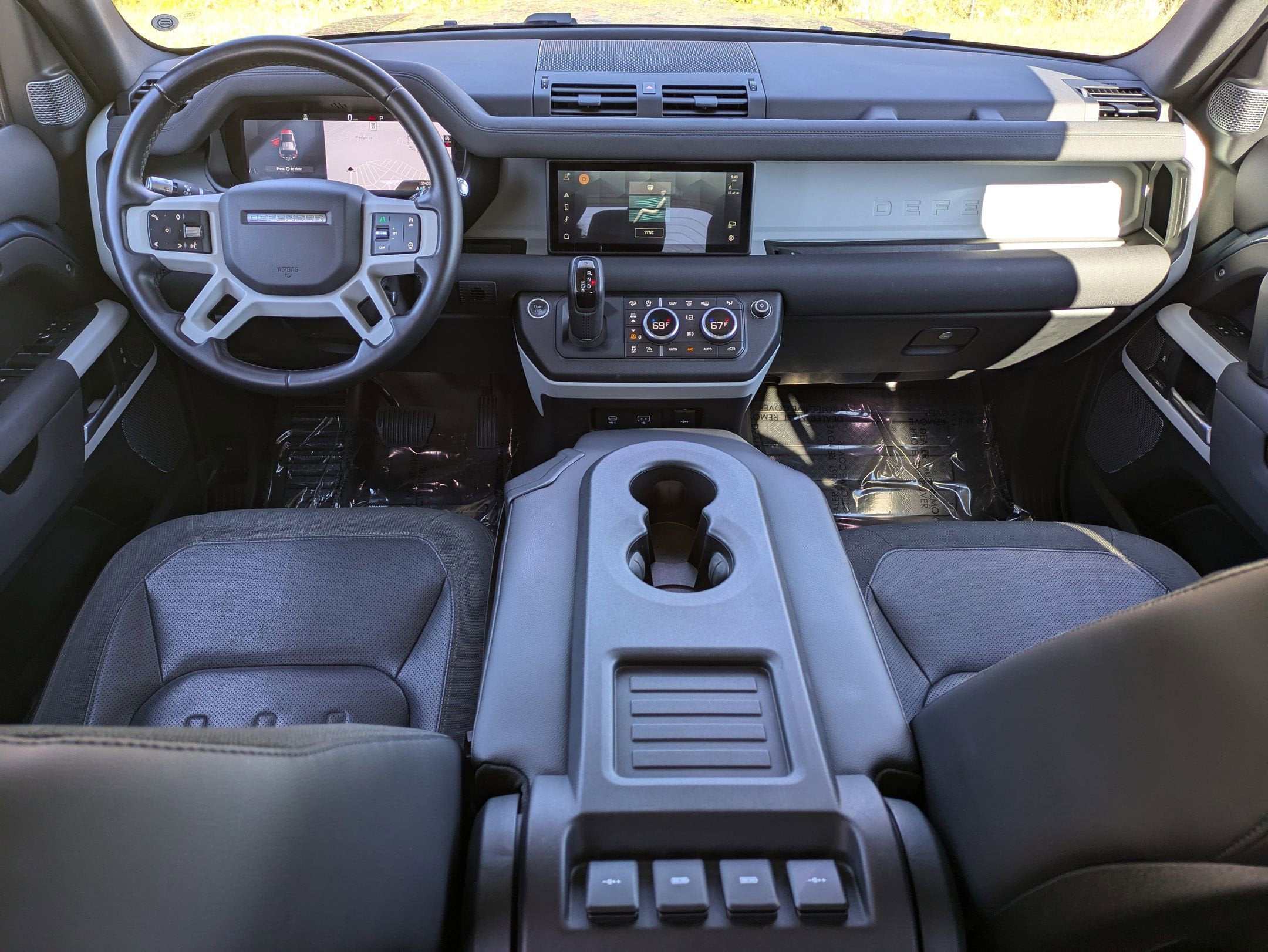 2020 Land Rover Defender SE