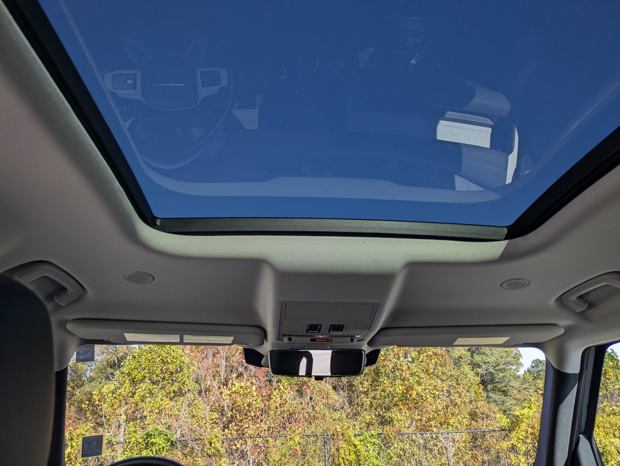 2020 Land Rover Defender SE