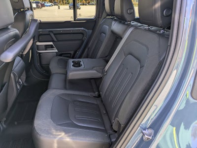 2020 Land Rover Defender SE