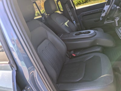 2020 Land Rover Defender SE