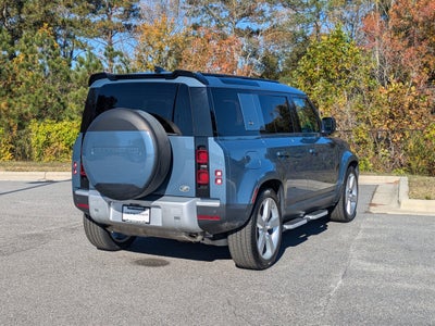 2020 Land Rover Defender SE