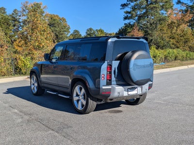 2020 Land Rover Defender SE