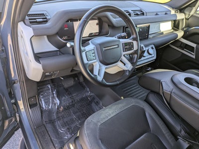 2020 Land Rover Defender SE