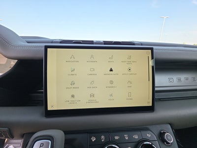 2025 Land Rover Defender V8