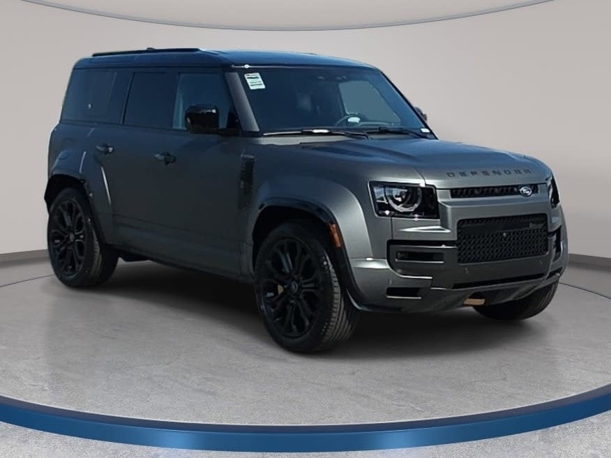 2025 Land Rover Defender V8