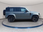 2025 Land Rover Defender V8
