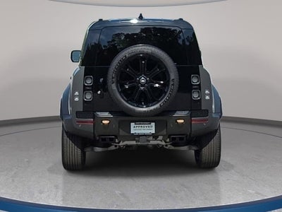 2025 Land Rover Defender V8