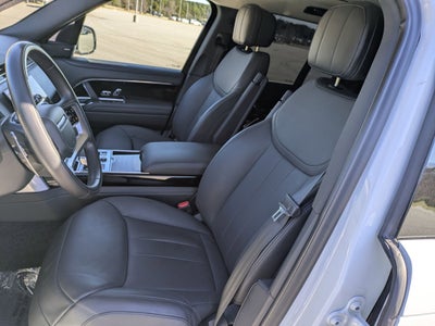 2023 Land Rover Range Rover SE