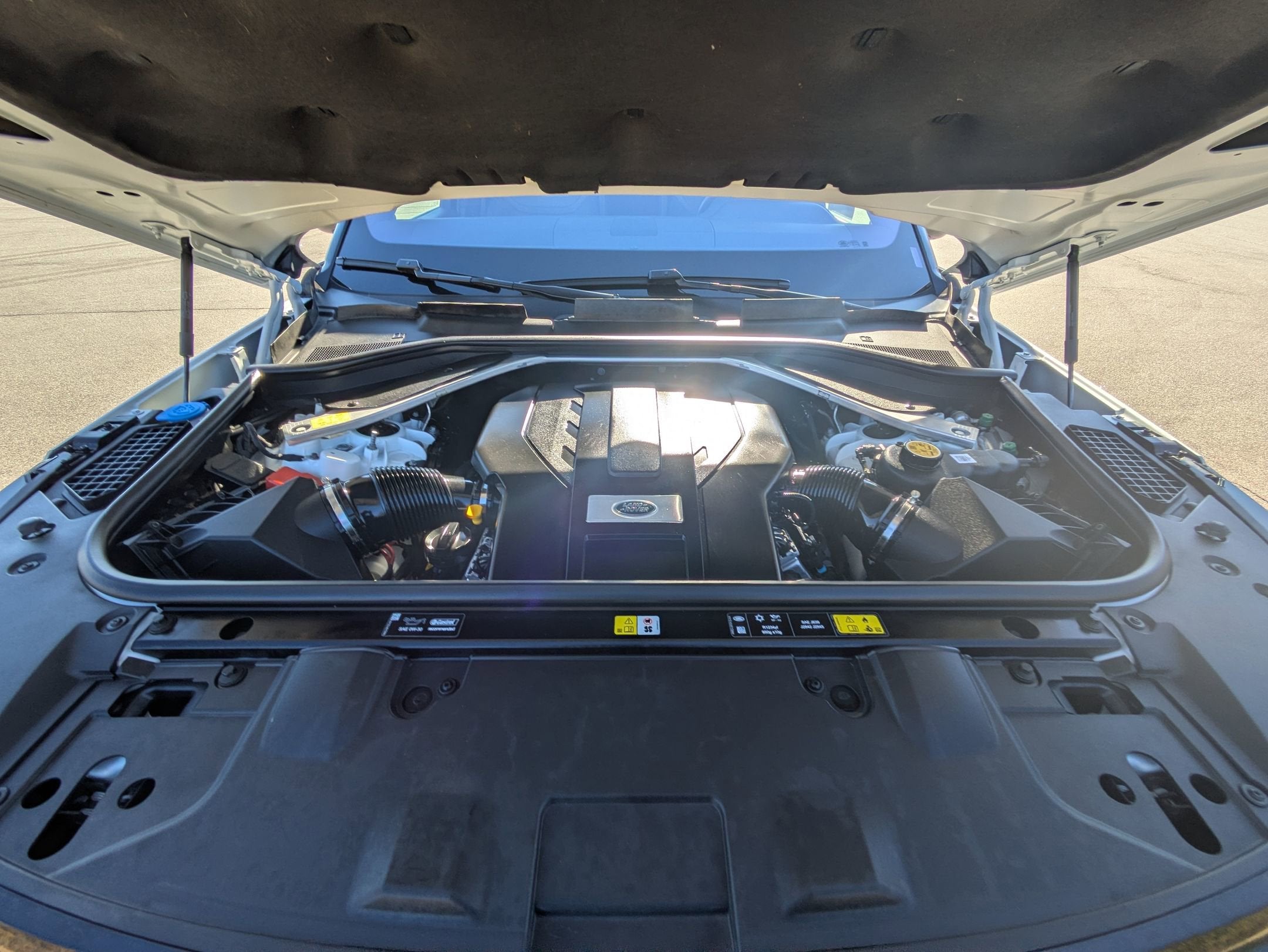 2023 Land Rover Range Rover SE