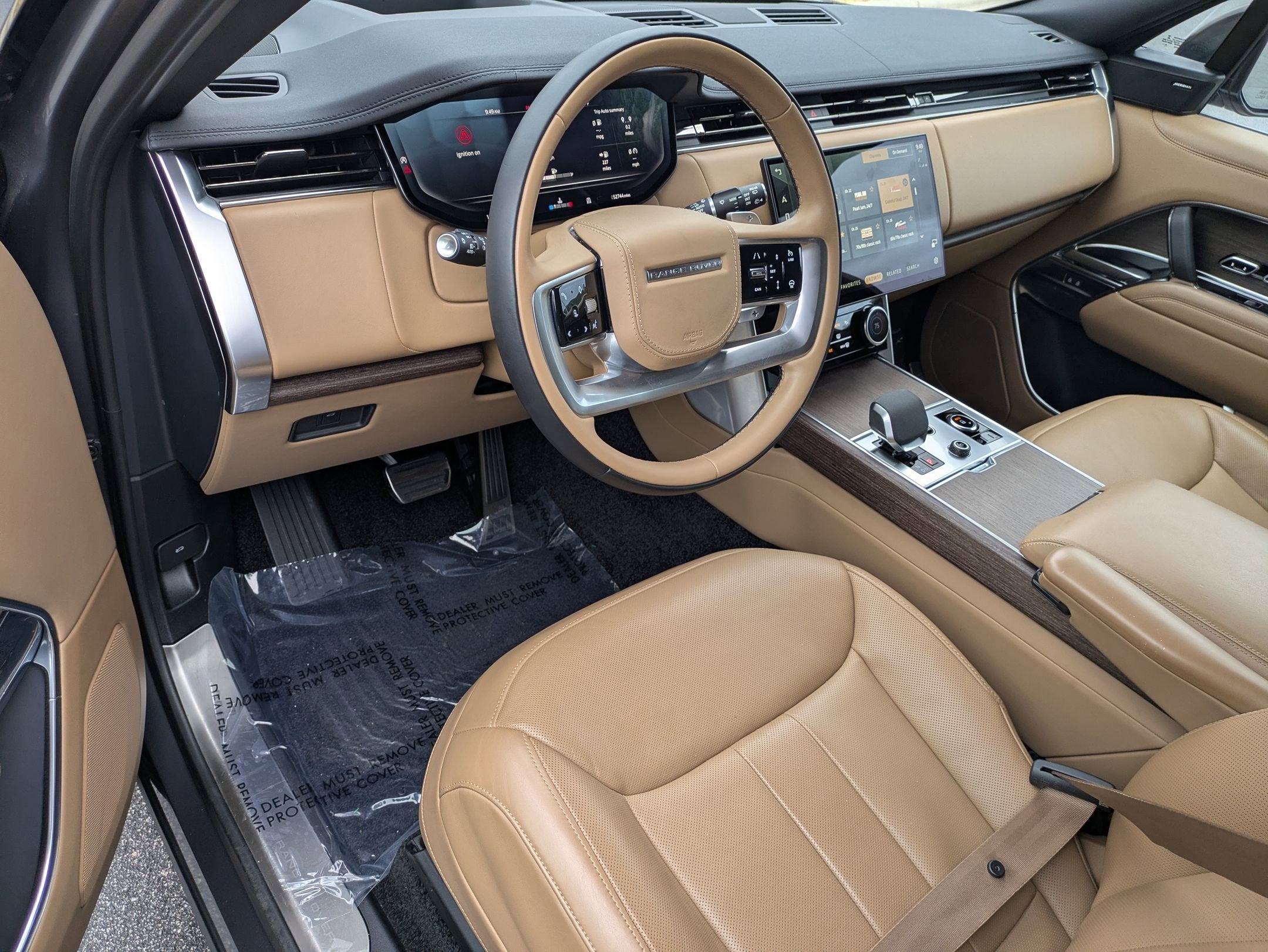 2023 Land Rover Range Rover SE