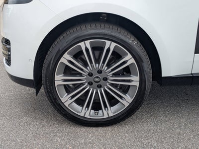 2023 Land Rover Range Rover SE