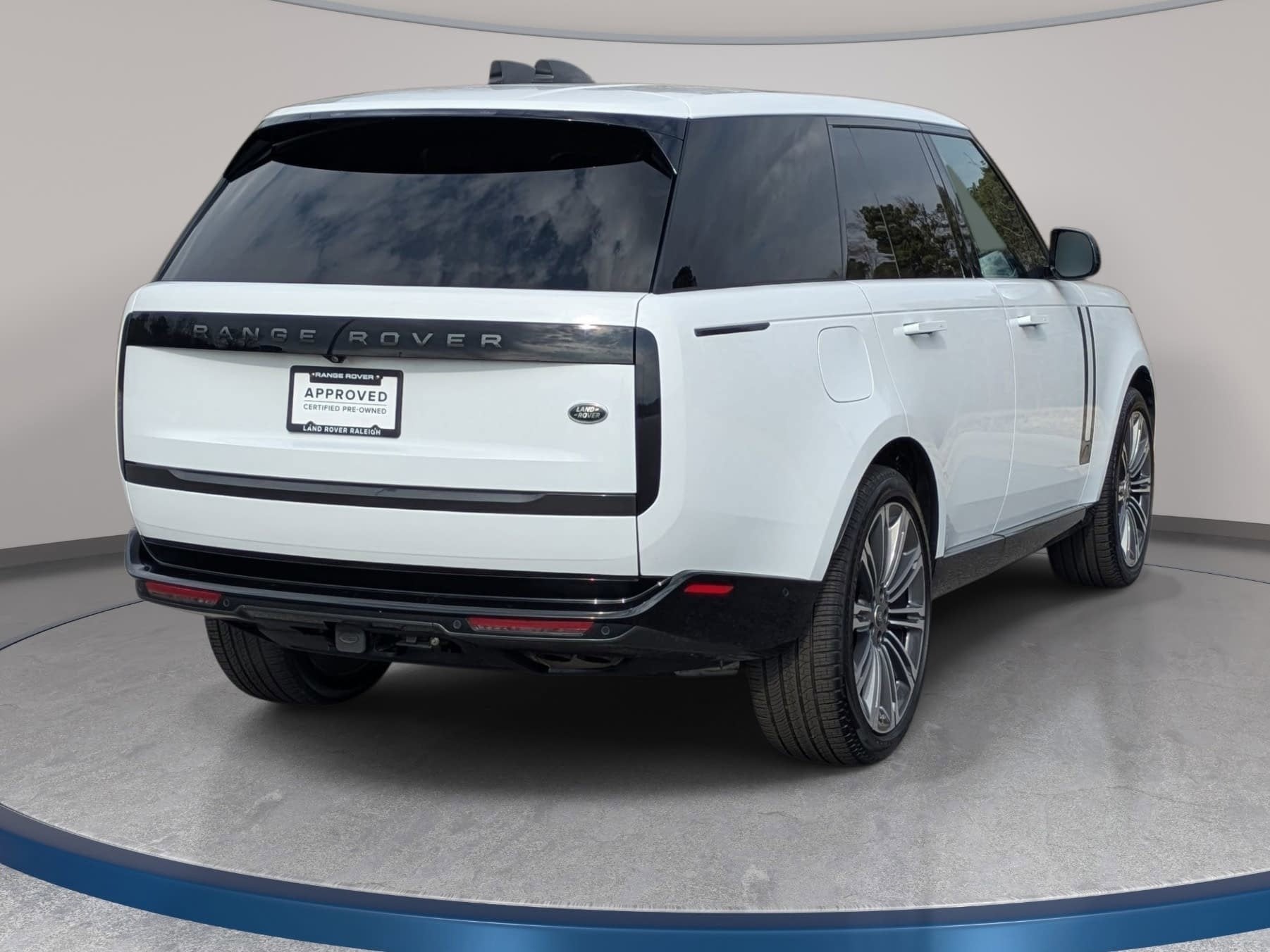 2023 Land Rover Range Rover SE