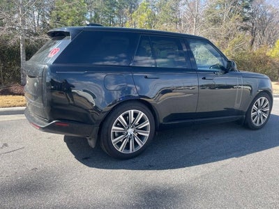 2023 Land Rover Range Rover SE