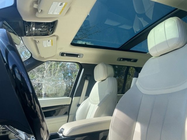 2023 Land Rover Range Rover SE