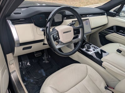 2023 Land Rover Range Rover SE