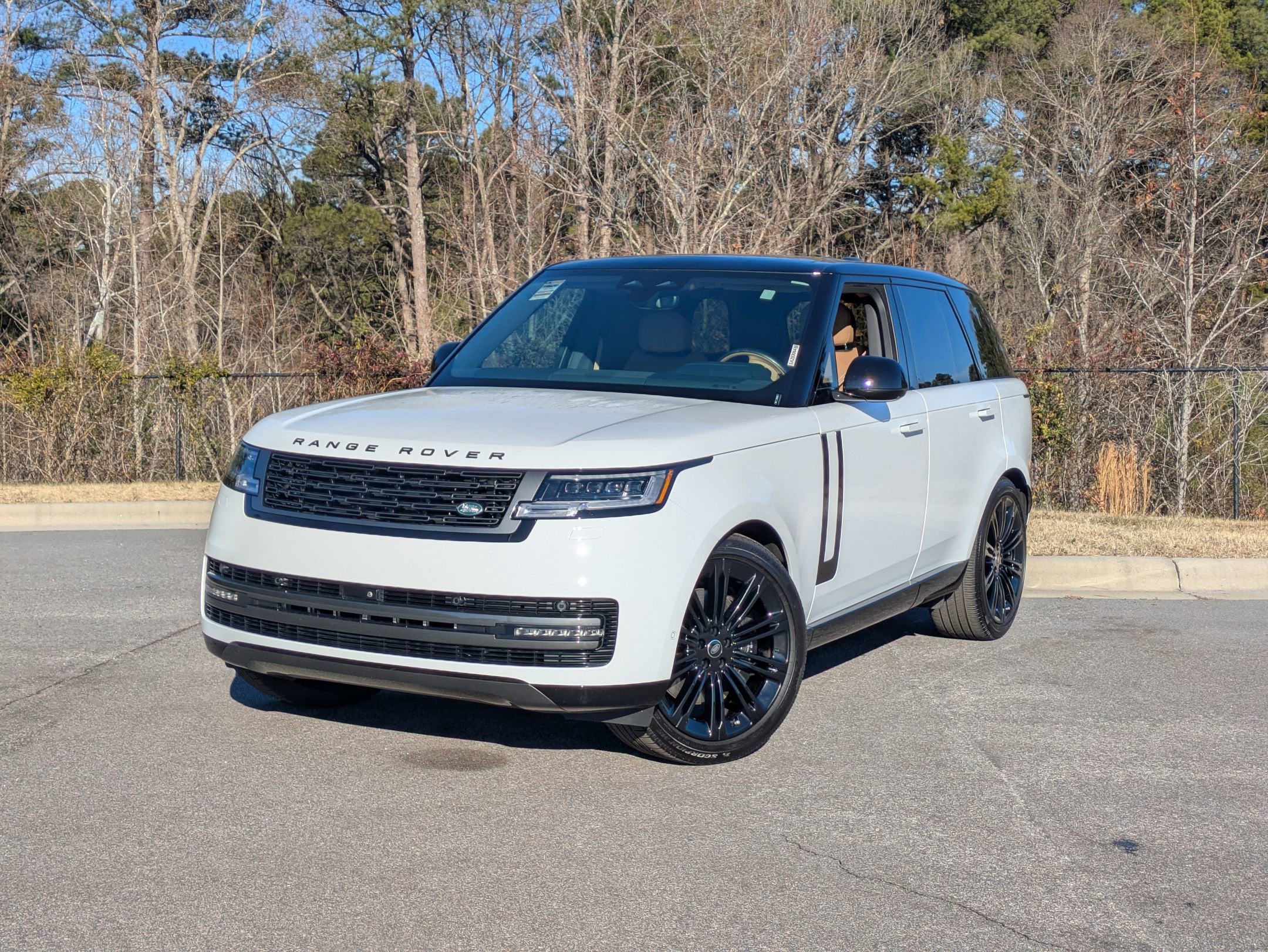 2025 Land Rover Range Rover SE