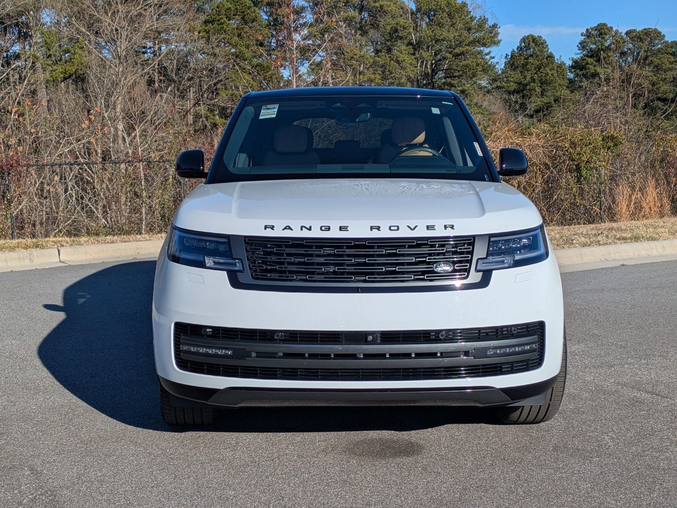 2025 Land Rover Range Rover SE
