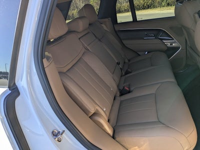 2025 Land Rover Range Rover SE