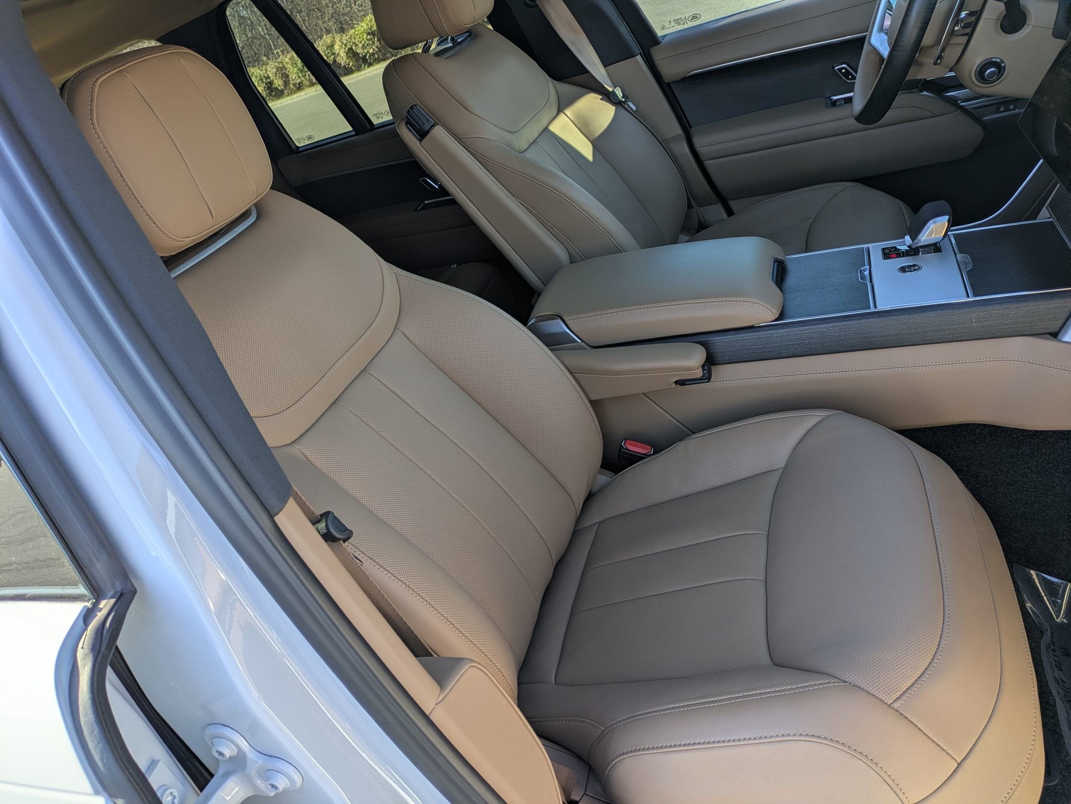 2025 Land Rover Range Rover SE