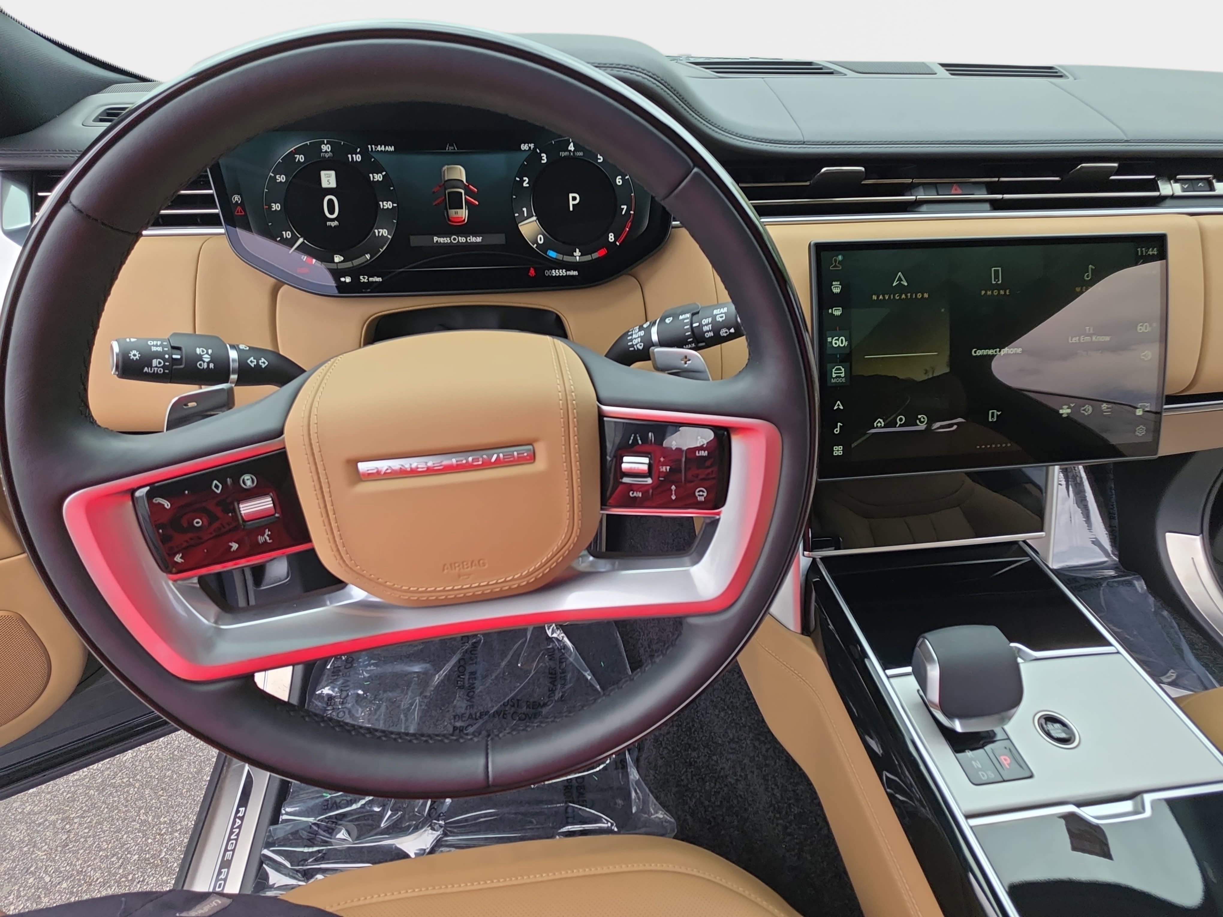 2025 Land Rover Range Rover SE