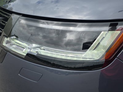 2025 Land Rover Range Rover SE