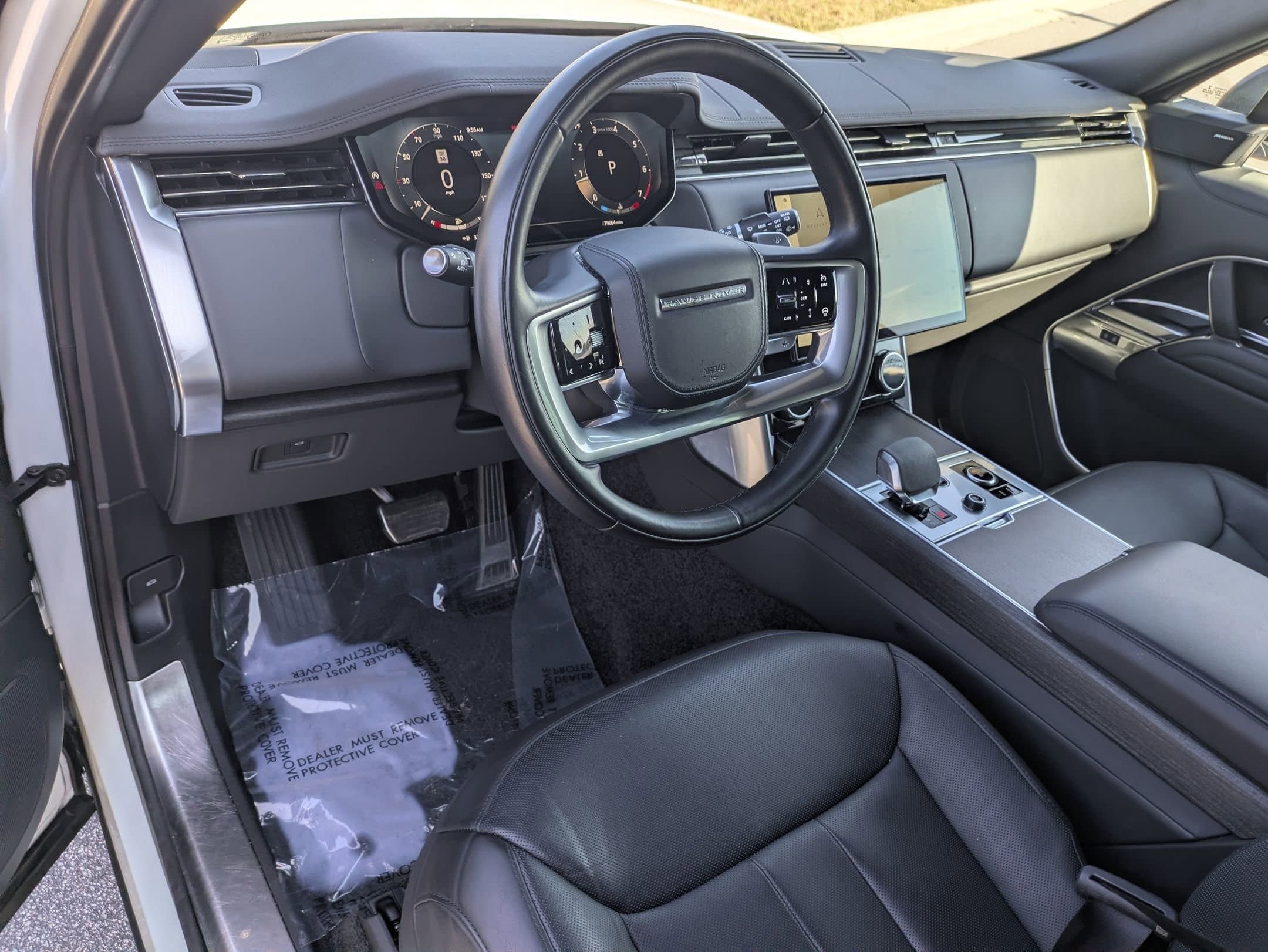 2023 Land Rover Range Rover SE