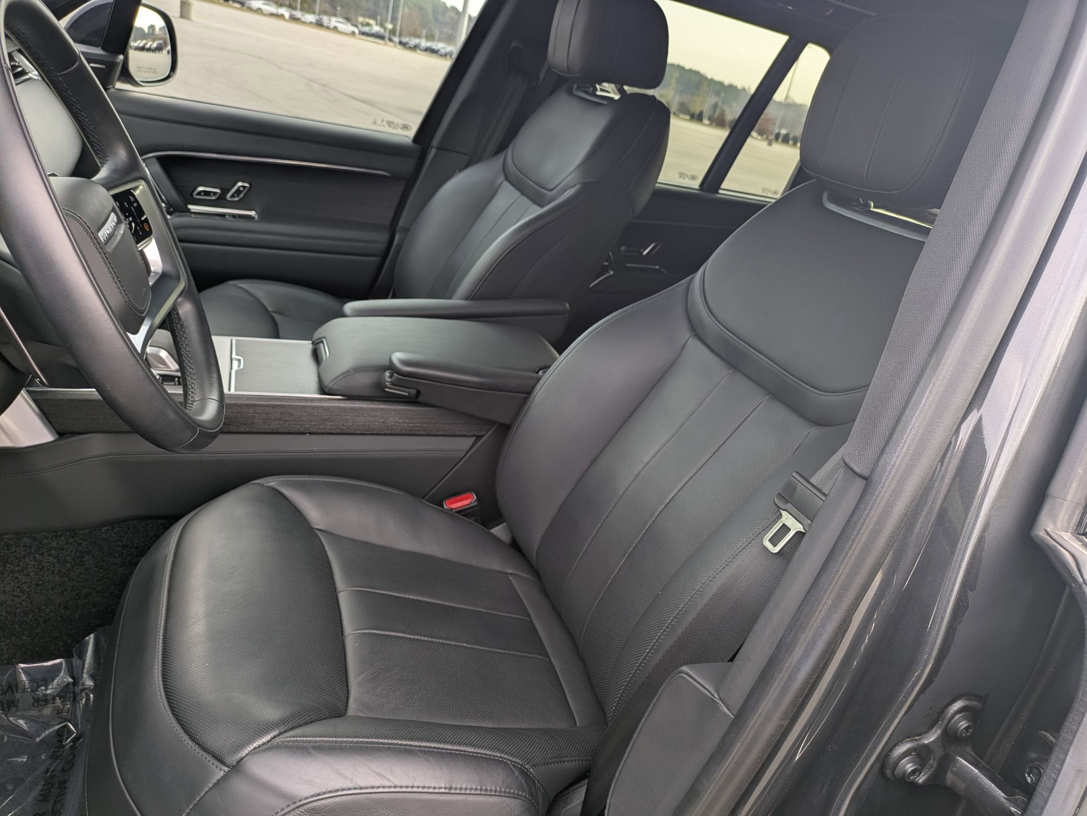 2024 Land Rover Range Rover SE