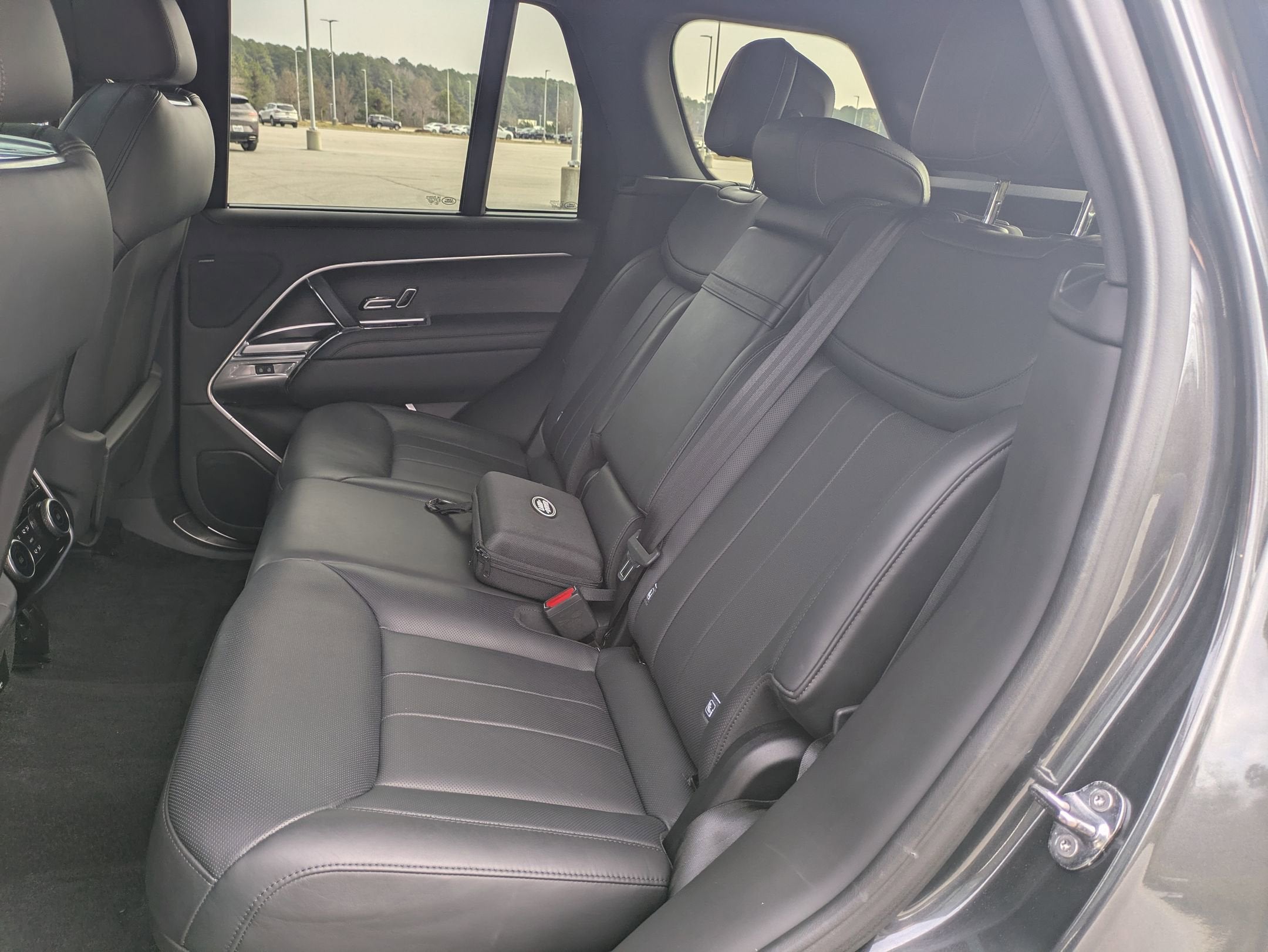 2024 Land Rover Range Rover SE