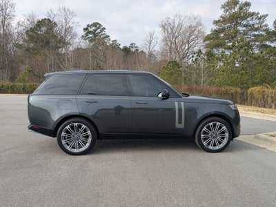 2024 Land Rover Range Rover SE