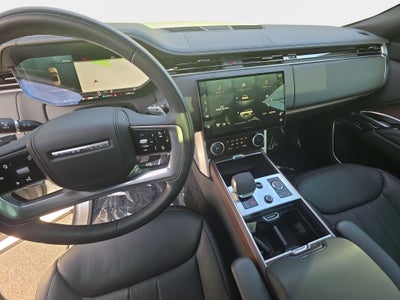 2023 Land Rover Range Rover SE