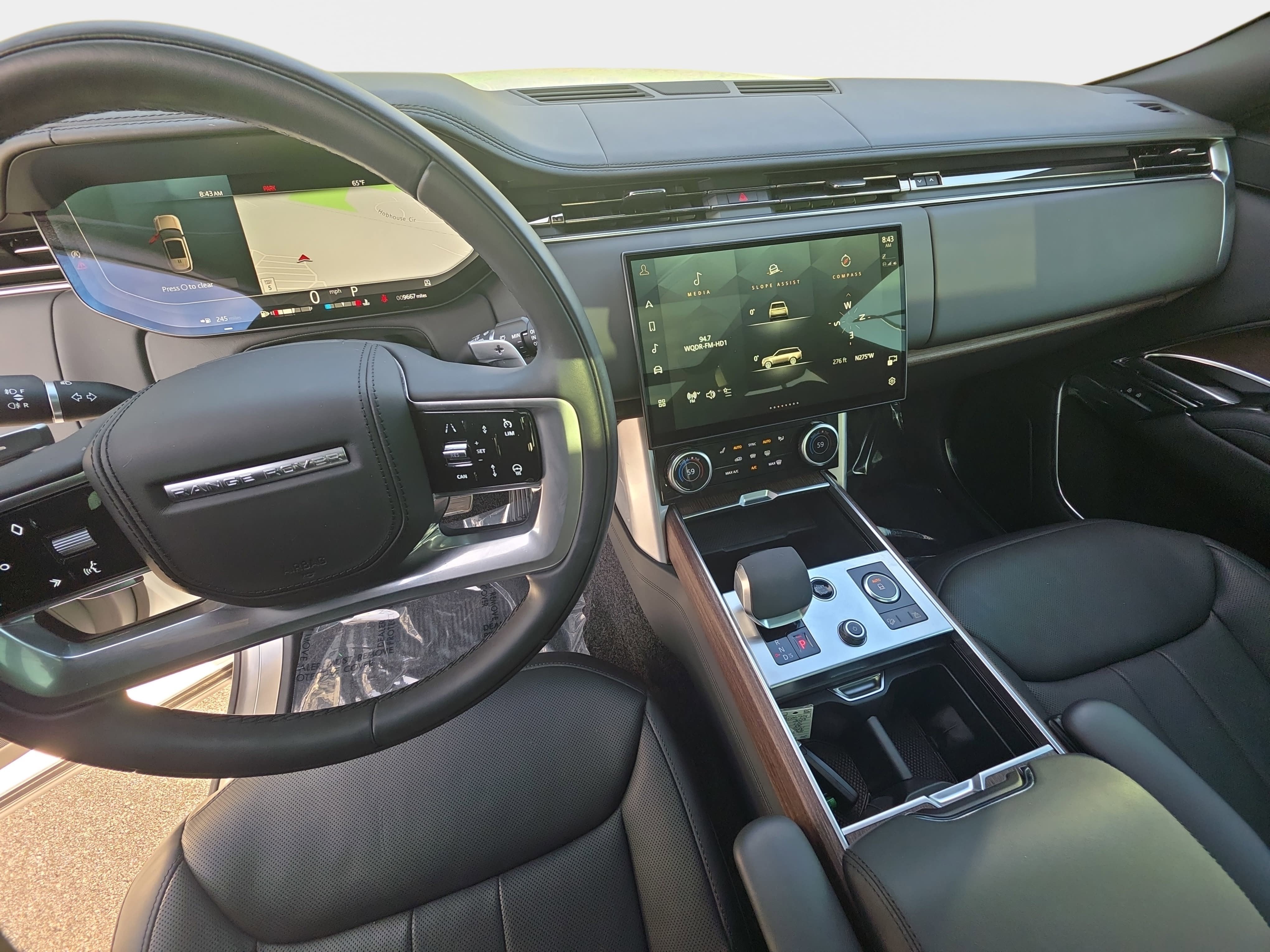 2023 Land Rover Range Rover SE