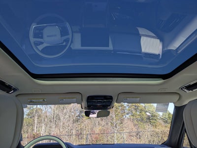 2025 Land Rover Range Rover SE