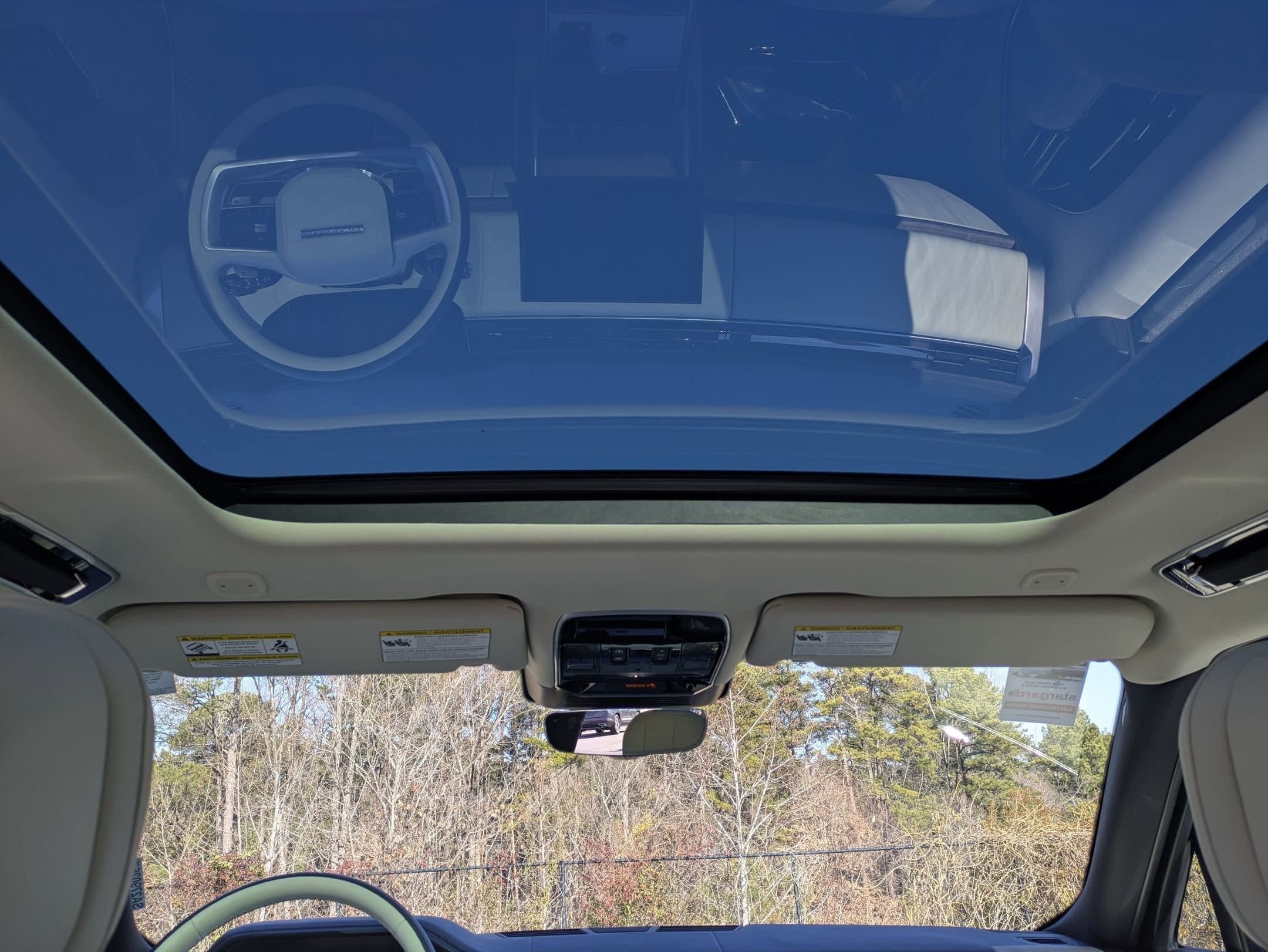 2025 Land Rover Range Rover SE