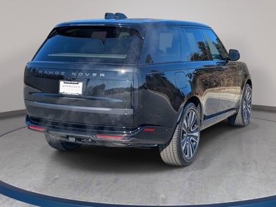 2025 Land Rover Range Rover SE