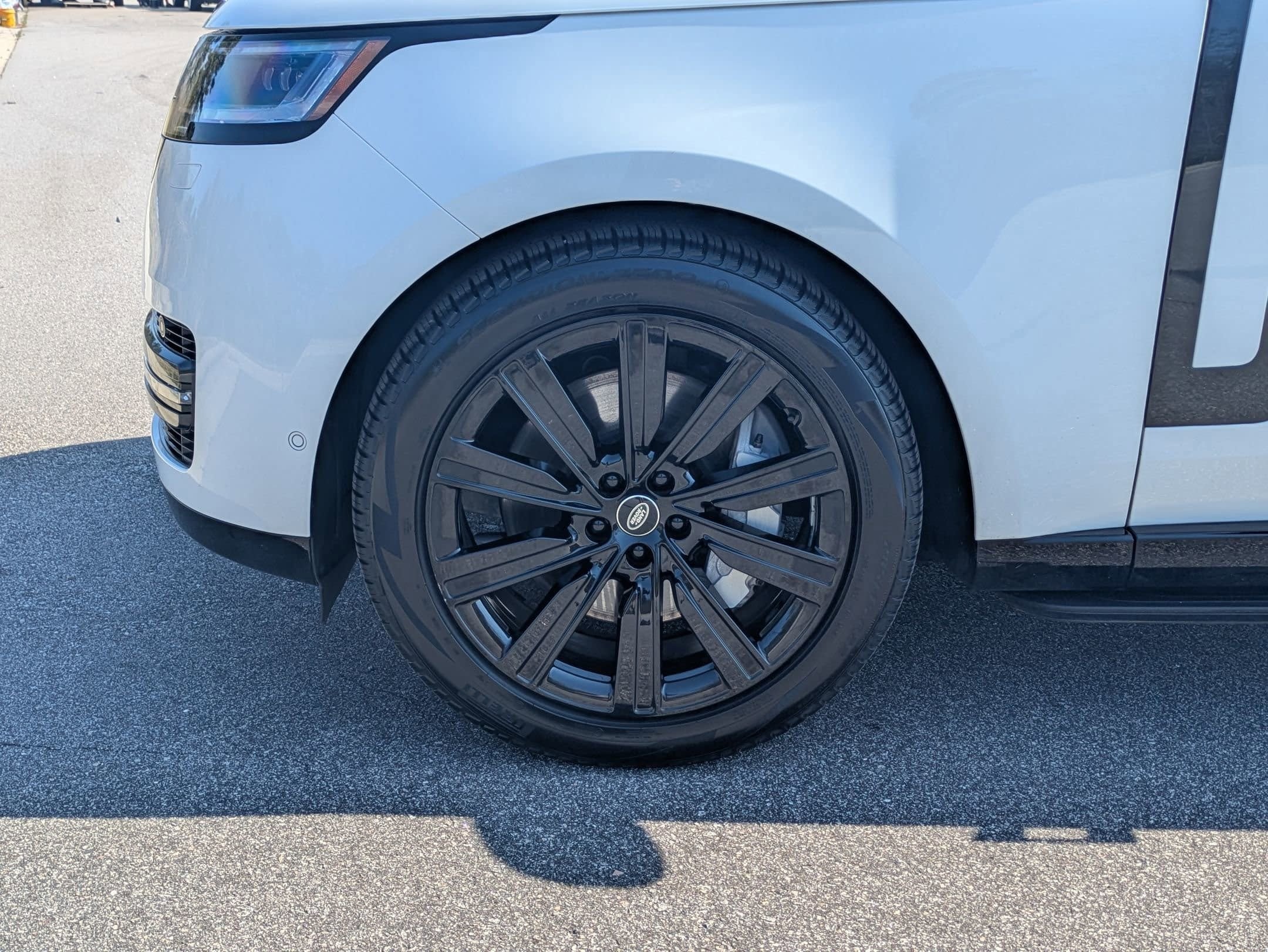 2023 Land Rover Range Rover SE