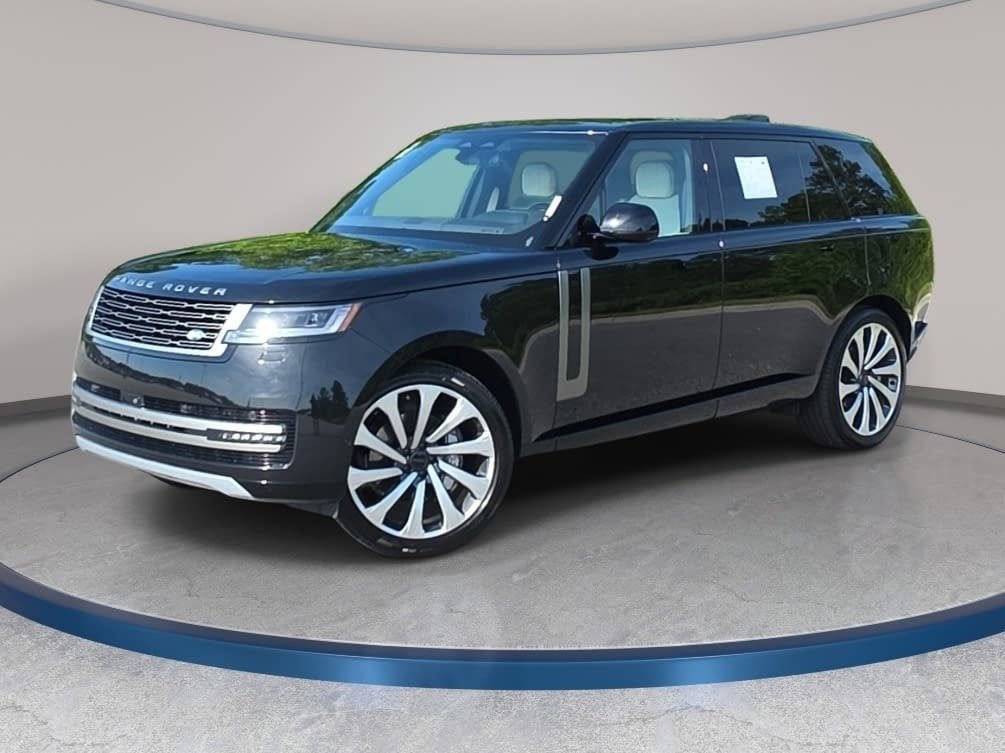 2025 Land Rover Range Rover SE