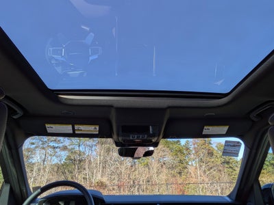 2024 Land Rover Discovery Dynamic SE