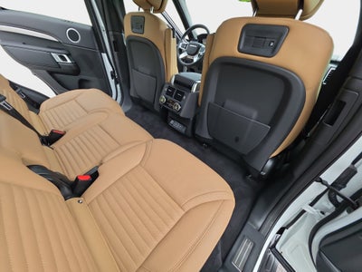 2025 Land Rover Discovery Dynamic SE