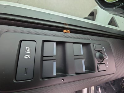 2025 Land Rover Discovery Dynamic SE