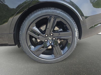 2025 Land Rover Discovery Dynamic SE