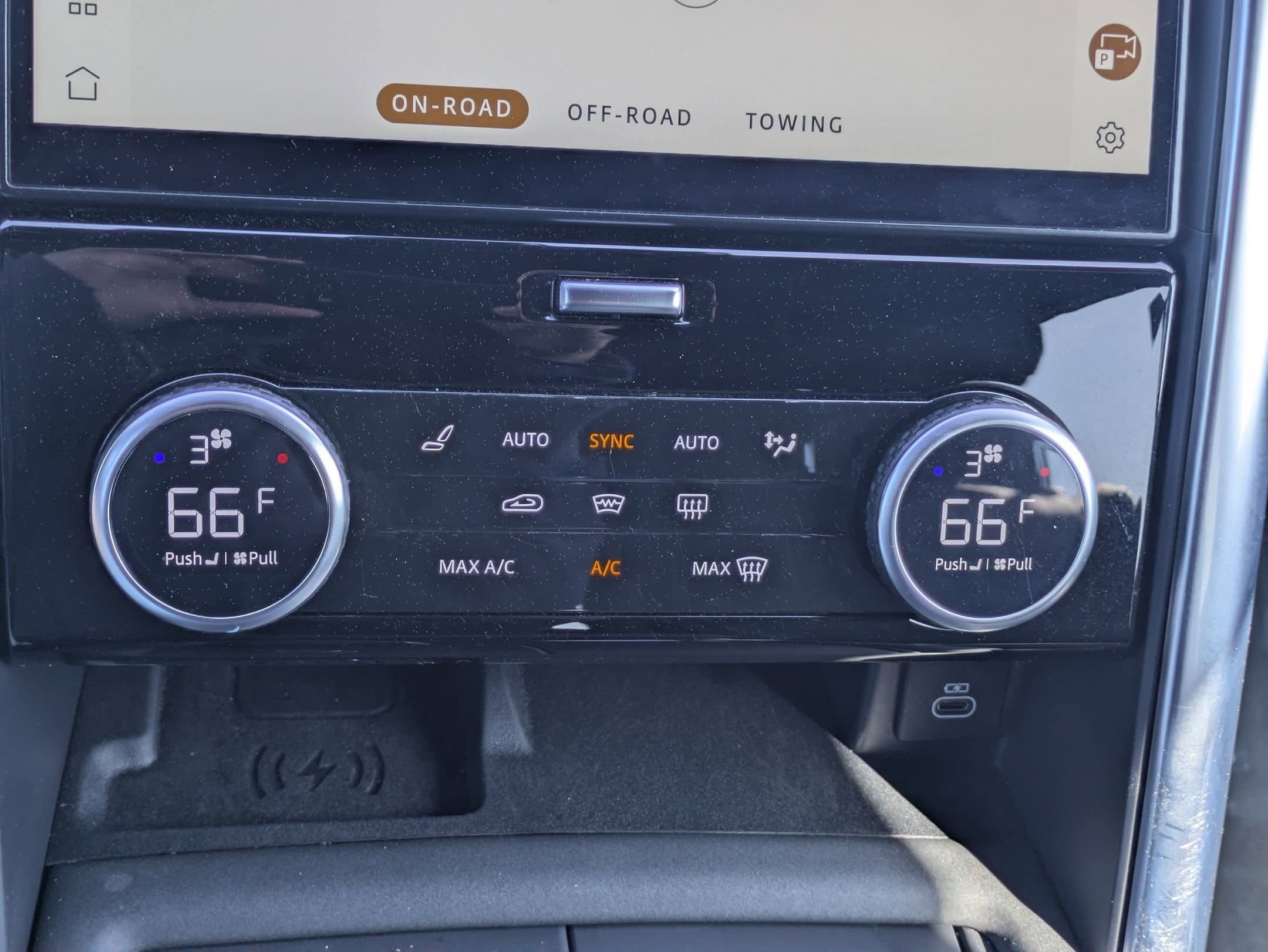 2022 Land Rover Discovery S R-Dynamic