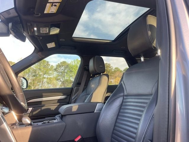 2022 Land Rover Discovery S R-Dynamic