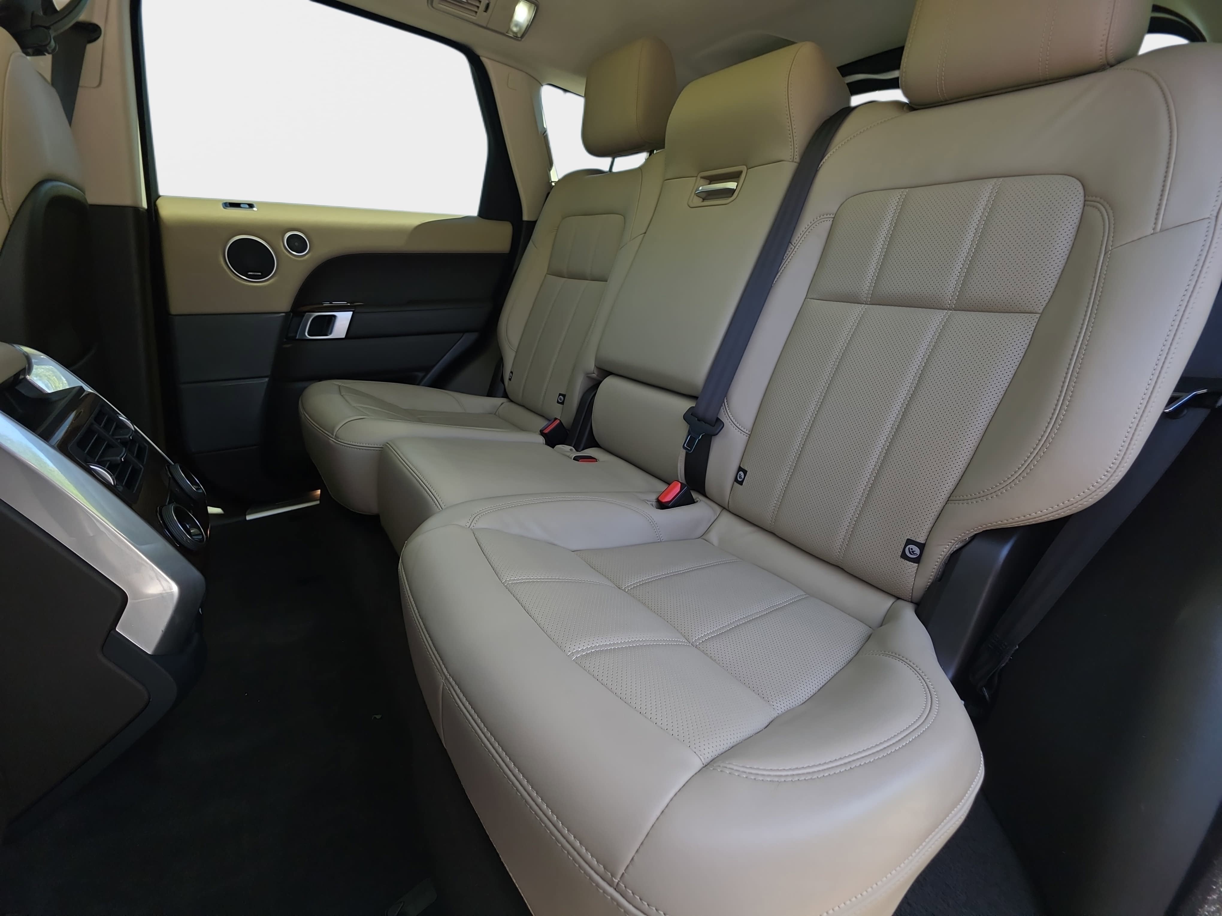 2022 Land Rover Range Rover Sport HSE Silver Edition