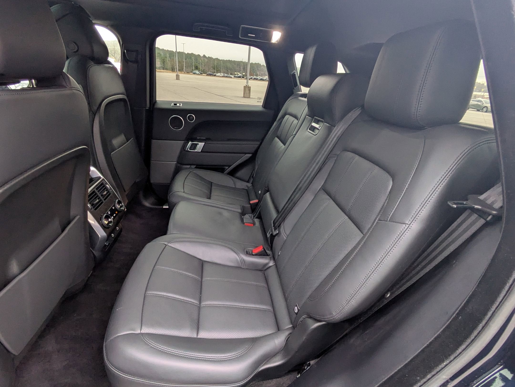 2022 Land Rover Range Rover Sport HSE Silver Edition