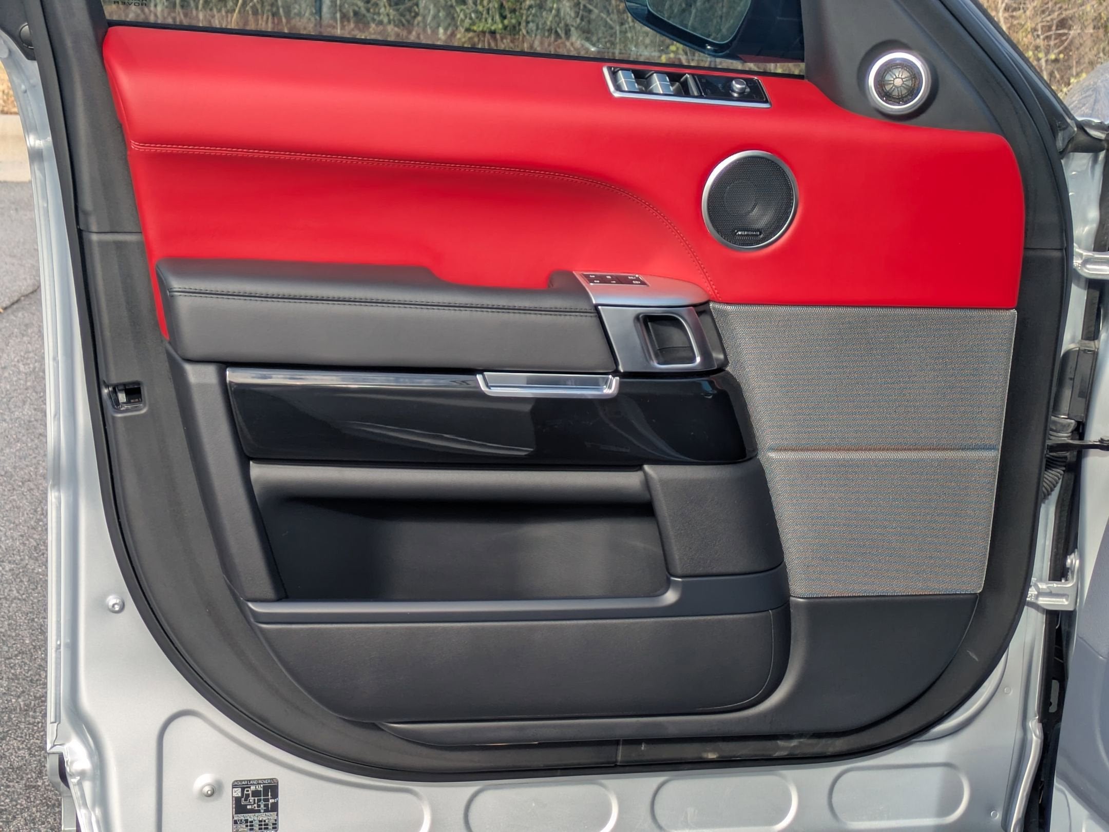 2022 Land Rover Range Rover Sport SVR