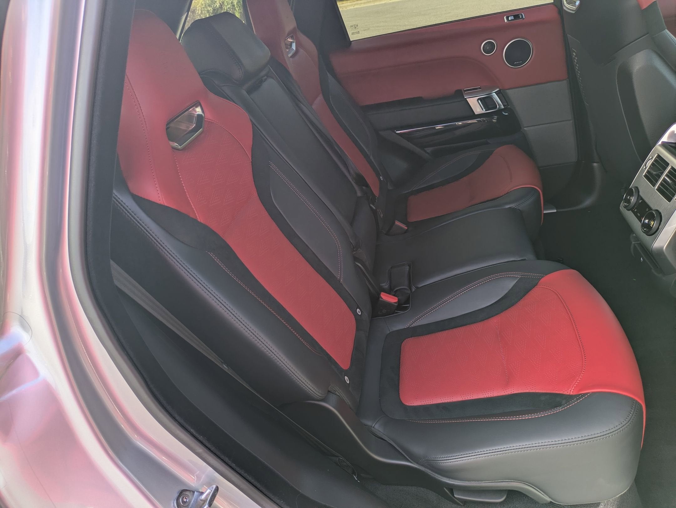 2022 Land Rover Range Rover Sport SVR