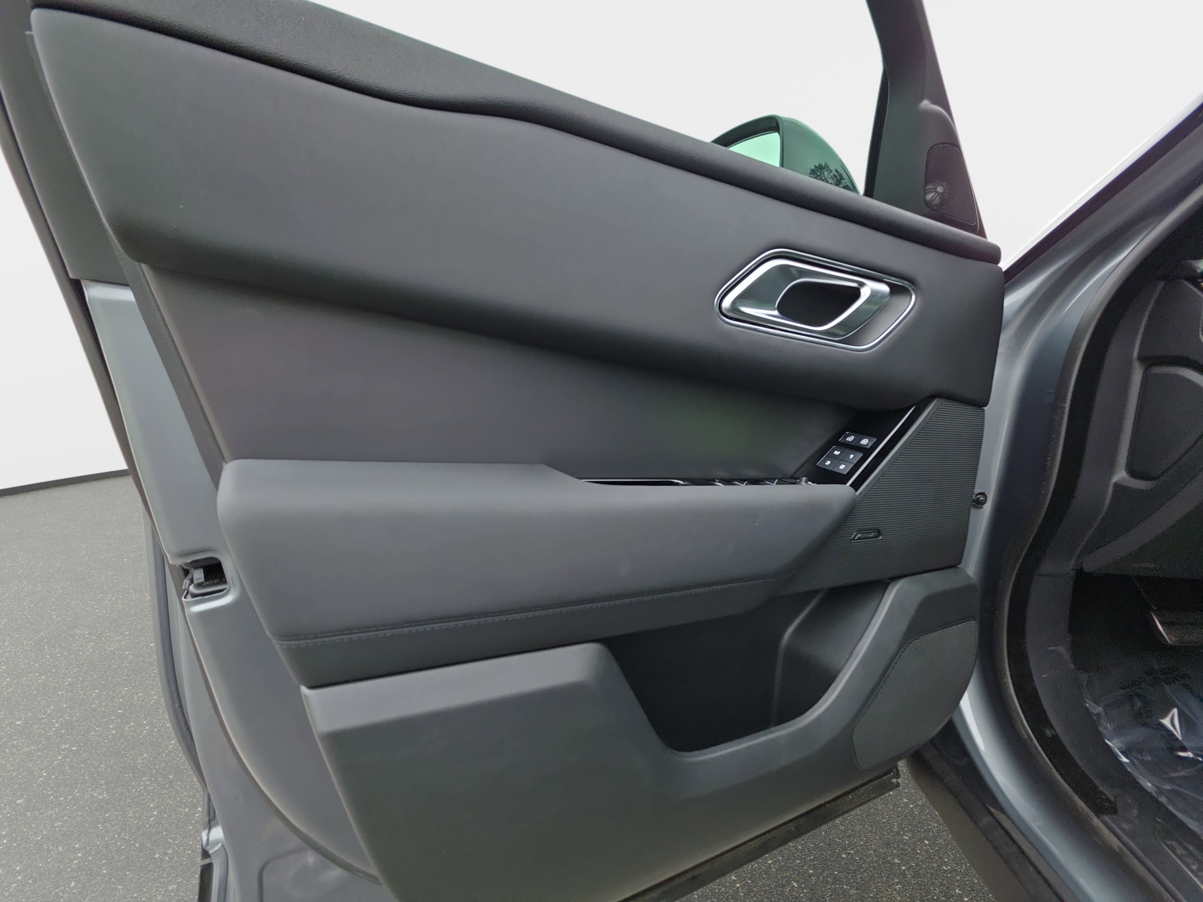 2024 Land Rover Range Rover Velar Dynamic SE