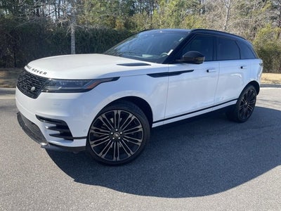 2026 Land Rover Range Rover Velar Dynamic SE