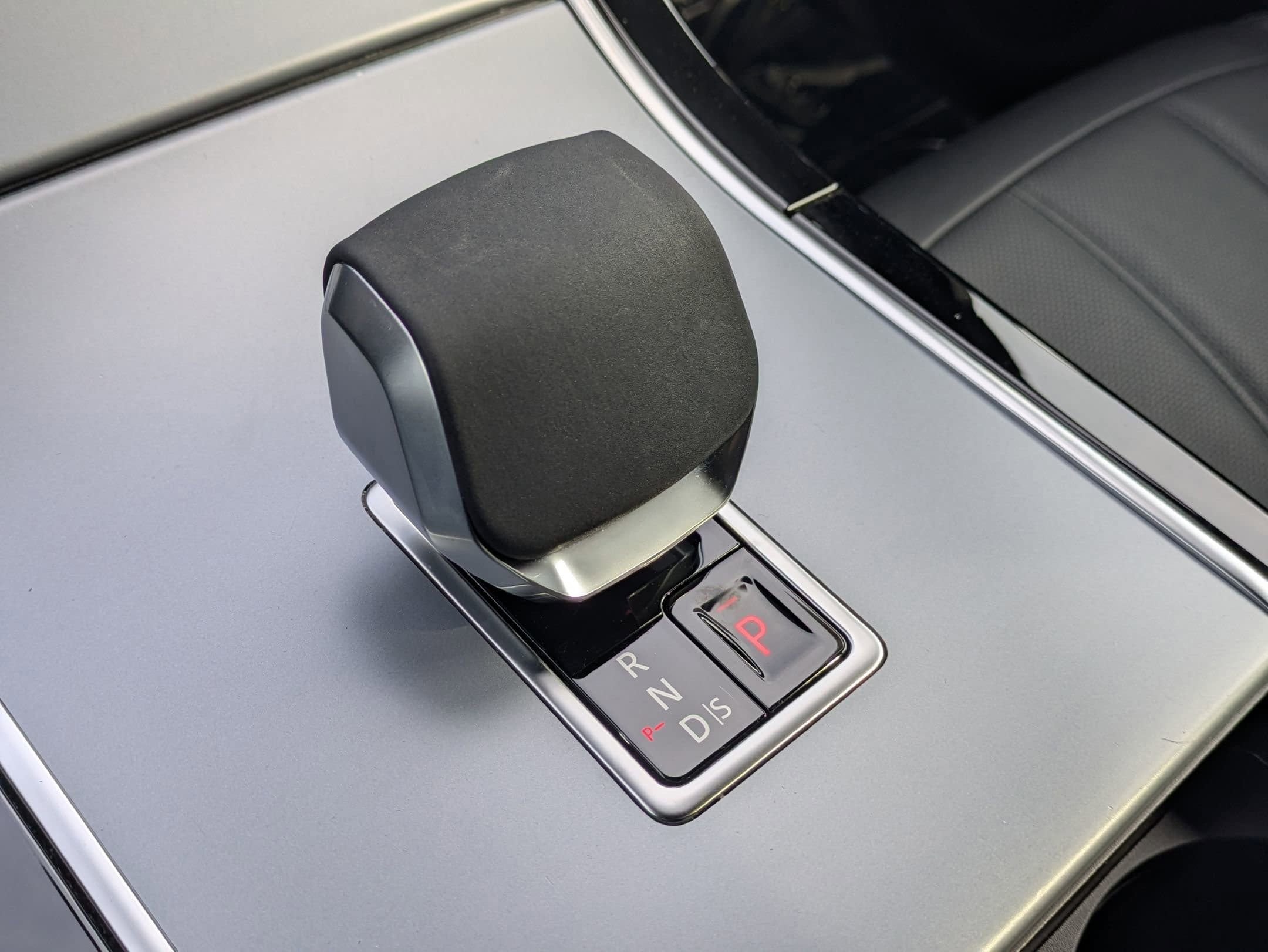 2025 Land Rover Range Rover Evoque Core S