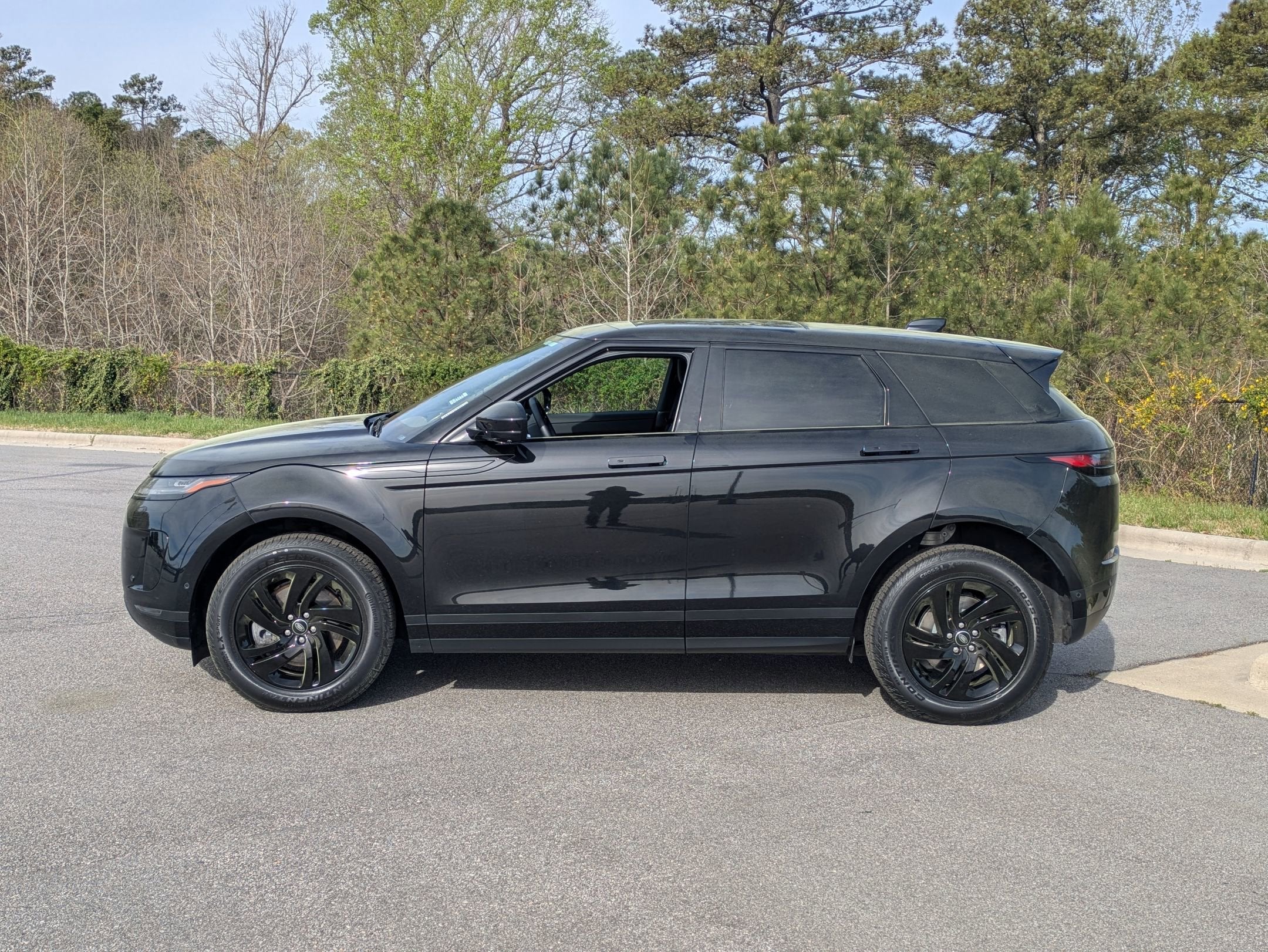 2025 Land Rover Range Rover Evoque Core S